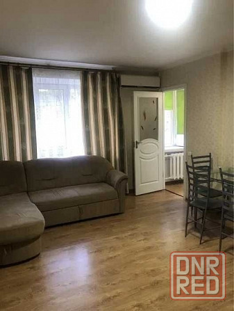 Сдаётся 2кв.Пролетарский рн.1/5 этаж.На окнах стоят решётки Донецк - изображение 1