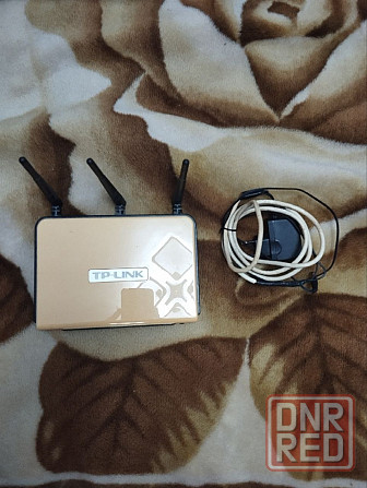 TP-LINK TL-WR940N белый 500р Донецк - изображение 1