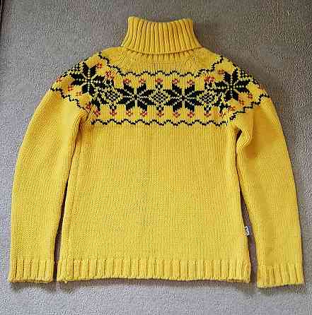 Свитер р.38 для девочки Донецк