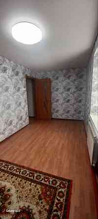 Продам 2-х к квартиру, Гвардейка, центр, улица Комарова. Макеевка