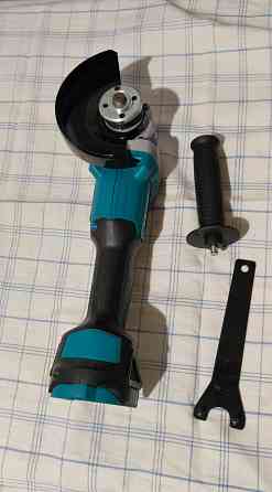 Болгарка аккумуляторная , без акб Донецк