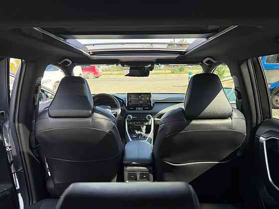 Тойота RAV4 год выпуска 2022 Гибрит 2,5 обьем полный привод 4 х4 Донецк