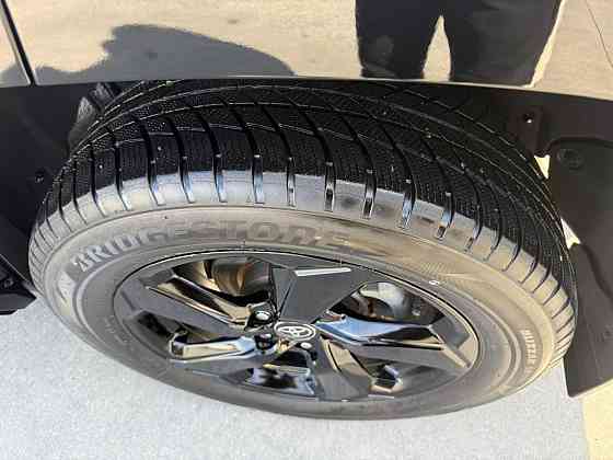 Тойота RAV4 год выпуска 2022 Гибрит 2,5 обьем полный привод 4 х4 Донецк