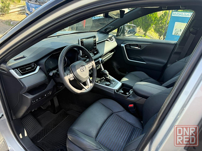 Тойота RAV4 год выпуска 2022 Гибрит 2,5 обьем полный привод 4 х4 Донецк - изображение 8