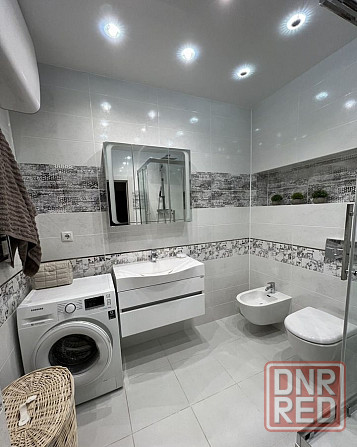 Сдам уютную двухкомнатную квартиру в Киевском районе, ориентир Донецк Сити, проспект Таманский. Донецк - изображение 2