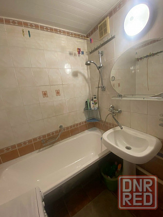 Сдаю однокомнатную квартиру Кировский район, Текстильщик Донецк - изображение 3