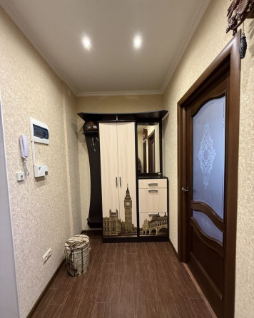 Сдаётся на длительный период просторная однокомнатная квартира в Куйбышевском районе Донецк