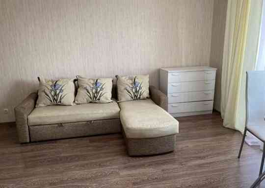 Сдается: Квартира-студия Этаж: 7/9 Район: Калининский Район Донецк