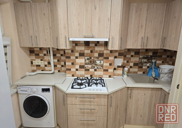 Сдаётся: квартира. Кол-во комнат: 1 Общая площадь квартиры: 43 кв. м. Город: Донецк. Район: Киевский Донецк - изображение 2