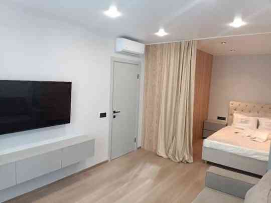 Сдается 1-комнатная квартира 44 кв. м Район: Киевский Донецк