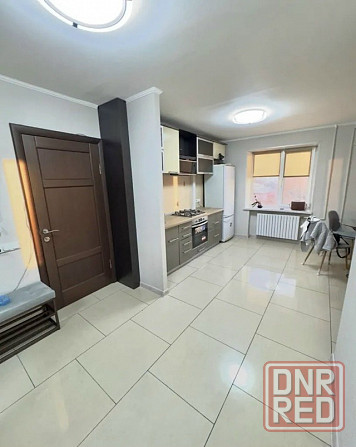 Сдам отличную 2-комнатную квартиру 53м2 Буденовский Донецк - изображение 2