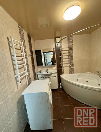 Сдам отличную 2-комнатную квартиру 53м2 Буденовский Донецк - изображение 1