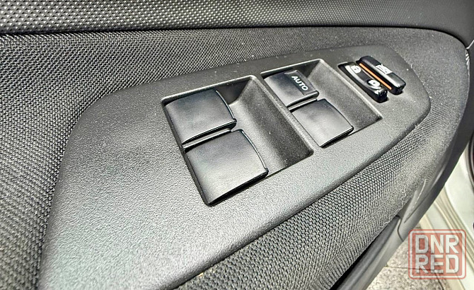 Продам Toyota Auris Макеевка - изображение 7