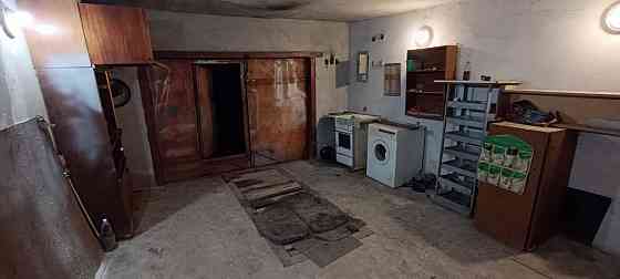 Продается гараж с ямой 24 м2, ориентир олди в гаражном кооперативе Надежда. Донецк