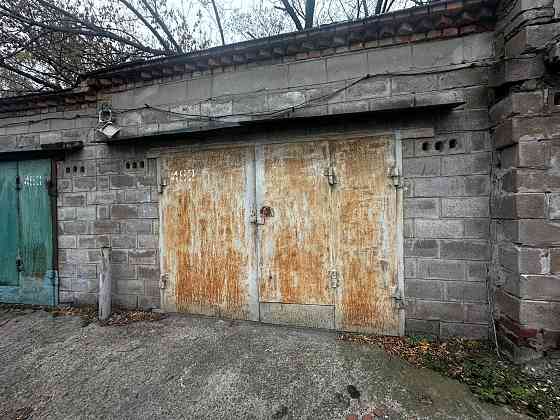 Продается гараж с ямой 24 м2, ориентир олди в гаражном кооперативе Надежда. Донецк