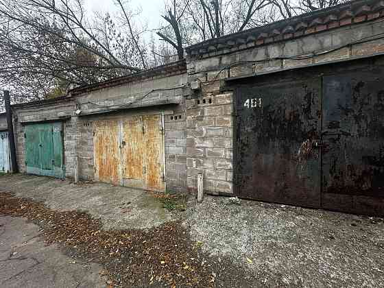 Продается гараж с ямой 24 м2, ориентир олди в гаражном кооперативе Надежда. Донецк