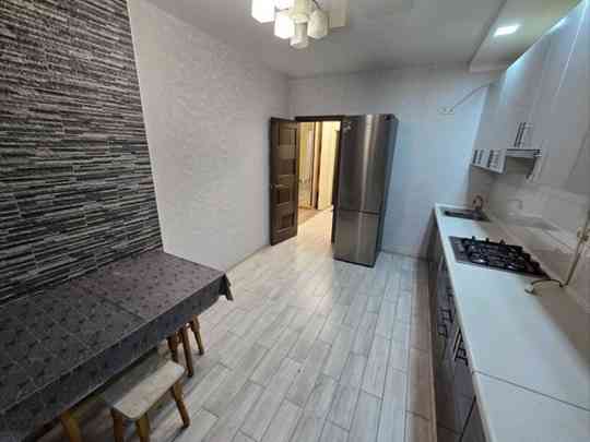 Сдам крупногабаритную 1 комнатную квартиру Калининский район Донецк