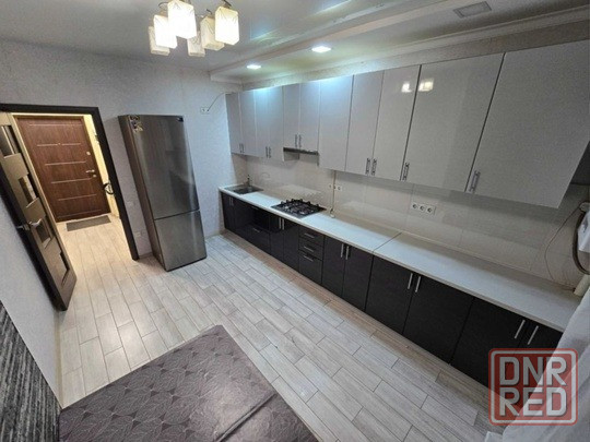 Сдам крупногабаритную 1 комнатную квартиру Калининский район Донецк - изображение 1