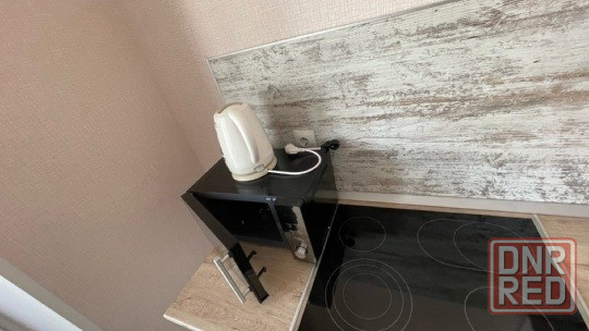 Сдаётся: однокомнатная квартира . Этаж:9/10. Район: Ленинский Донецк - изображение 2