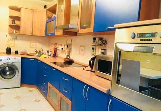 Калининский район (улица Цусимская, ориентир "Школа 16") Сдается 1-комнатная квартира Донецк