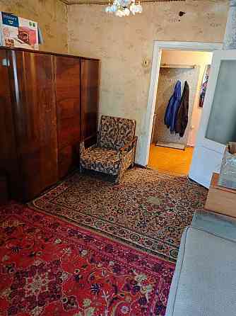 Двухкомнатная возле Калининского рынка Донецк