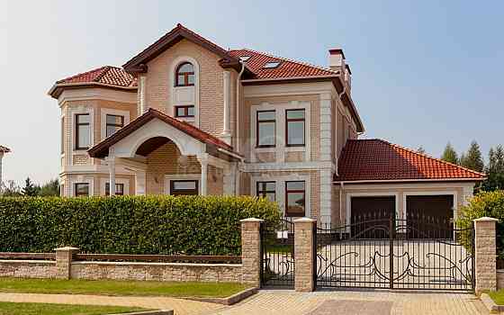 Продам Дом 297м2 кв. Южный Луганск