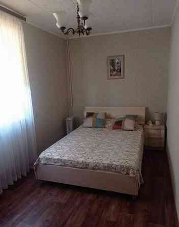 Сдается: 2 комнатная квартира Этаж: 2/5 Район: Ленинский Донецк