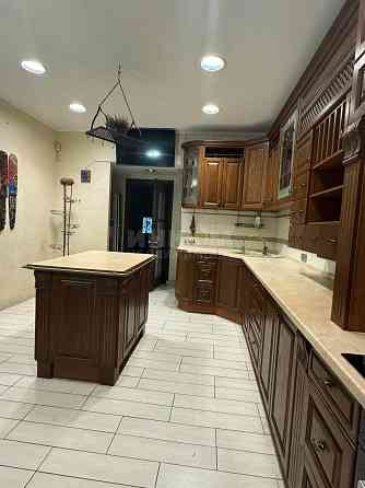 Продам Дом 300м2 ул. Кармелюка рн Авиацентра Луганск