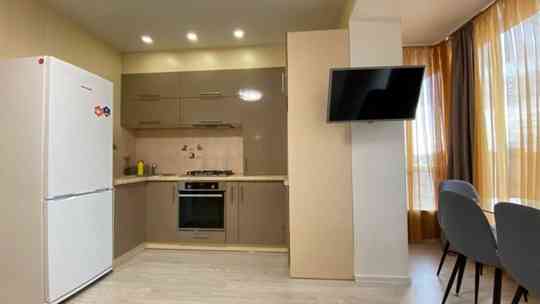 Сдается 2-комнатная квартира 50 кв. м Район: Киевский Донецк