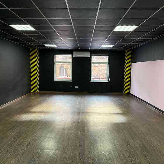 офис в районе "Цум" ул.Артема Донецк