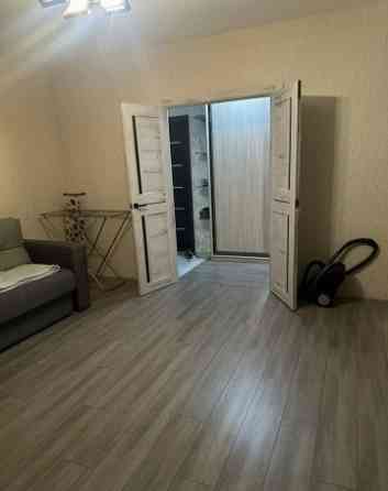 Сдается: 1 комнатная квартира Этаж: 8/10 Район: Ленинский Район Донецк