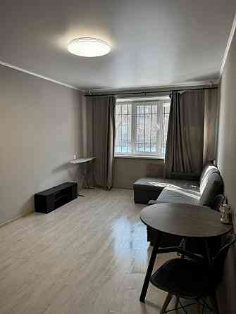 Сдается: 2 комнатная квартира Этаж: 1/5 Район: Ленинский Донецк