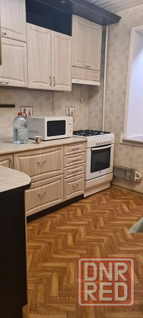 Аренда 1кв.Ленинский рн.Цирк 5/9 этаж.Светлая, просторная,уютная Донецк - изображение 1