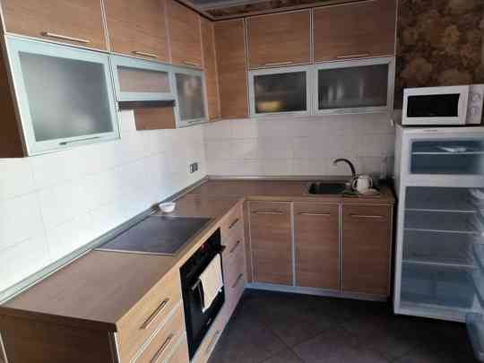 Сдается 1-комнатная квартира 32 кв. м Район: Киевский Донецк