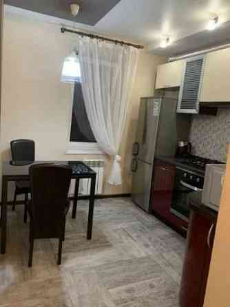 Cдaм 2-x комнaтную квapтиру на длительный срoк в Буденовском районе Донецк