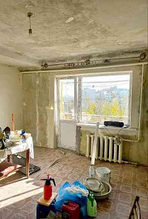 Продается 2 ком.квартира ул. Кирова, Первый республиканский супермаркет,бывший гастроном "Алма-Ата" Донецк