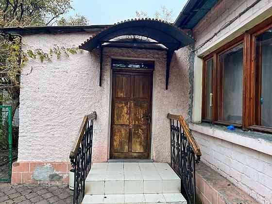 Продаётся 5-ти комнатный дом, ул. Путиловская, ориентир жд вокзал Донецк