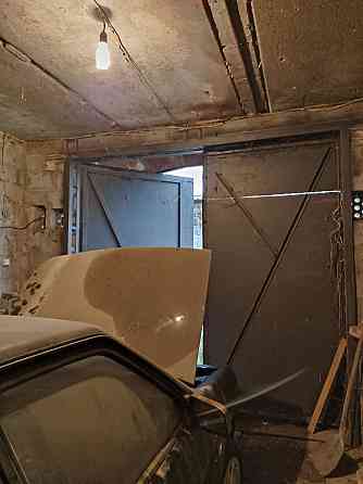 продам гараж агк локомотив Донецк