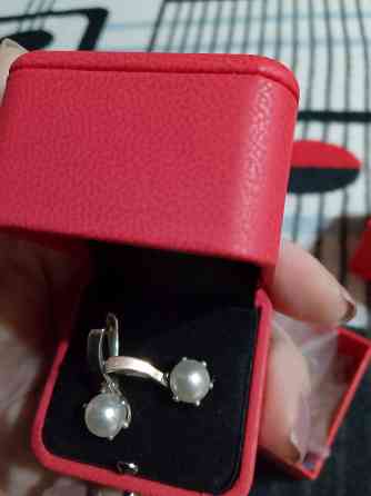 Продам серьги серебро с золотой пластиной Макеевка