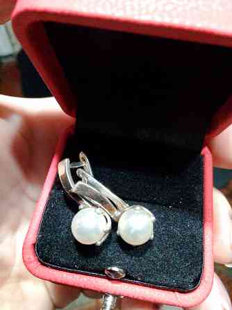 Продам серьги серебро с золотой пластиной Макеевка