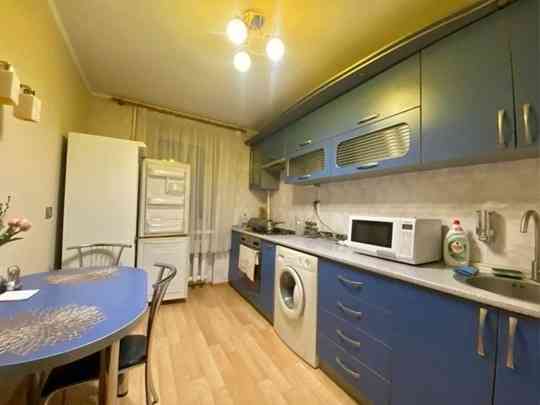 Двухкомнатная квартира с хорошим свежим ремонтом Ленинский Донецк