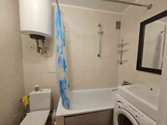 Сдам отличную 1-комнатную квартиру Калининский р-н Донецк