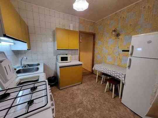 Сдаётся 1кв.в Ленинском рн Донецк