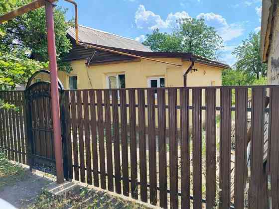 продажа трёхкомнатного дома в центре Петровского района Донецк