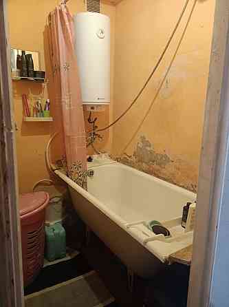 Продам двухкомнатную квартиру центр города Ясиноватая