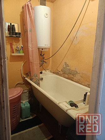 Продам двухкомнатную квартиру центр города Ясиноватая - изображение 4