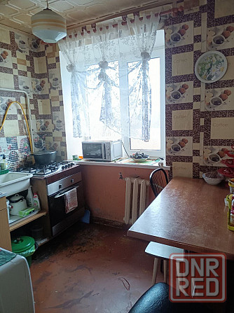 Продам двухкомнатную квартиру центр города Ясиноватая - изображение 1