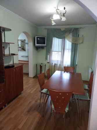 Продам 4-х км.кв. на Цирке Донецк