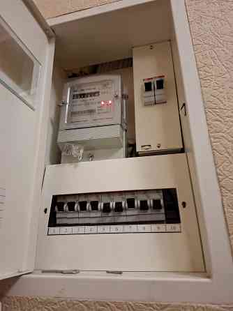 Продам 4-х км.кв. на Цирке Донецк