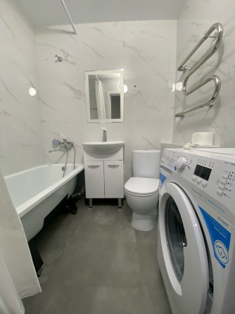 Сдам однокомнатную квартиру в Буденновском районе, Майский рынок Донецк